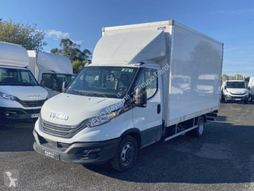 Véhicule utilitaire Iveco