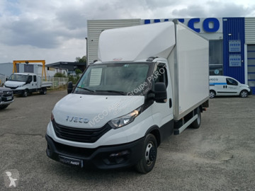 Véhicule utilitaire Iveco