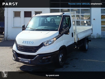 Véhicule utilitaire Iveco