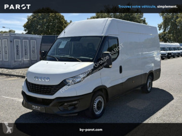 Véhicule utilitaire Iveco