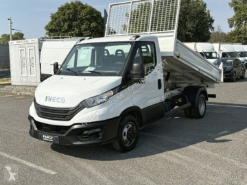 Véhicule utilitaire Iveco