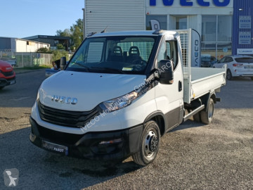 Véhicule utilitaire Iveco
