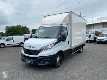 Véhicule utilitaire Iveco