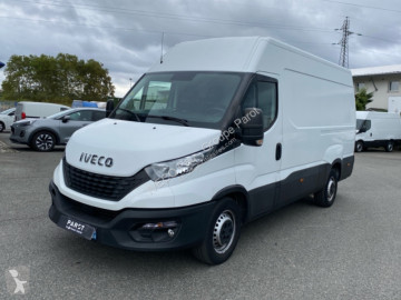 Véhicule utilitaire Iveco