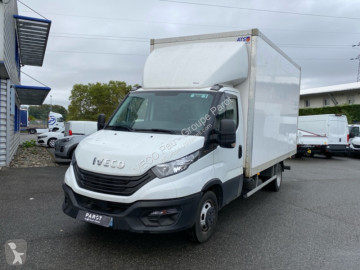 Véhicule utilitaire Iveco