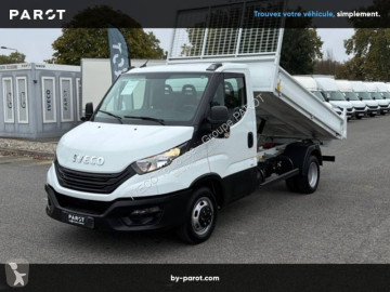 Utilitaire benne standard Iveco