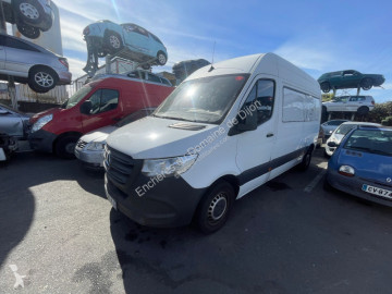Fourgon Mercedes