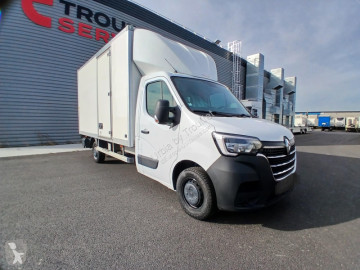 Renault chassis cab
