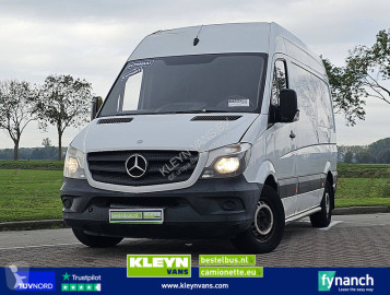 Fourgon Mercedes