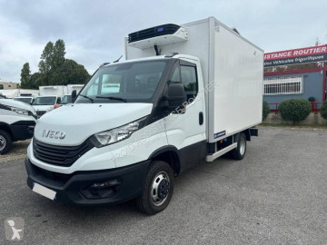 Iveco Negative and positive trailer body refrigerated van