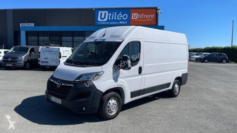 Opel mid-size van