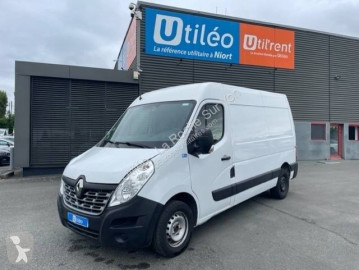Renault mid-size van