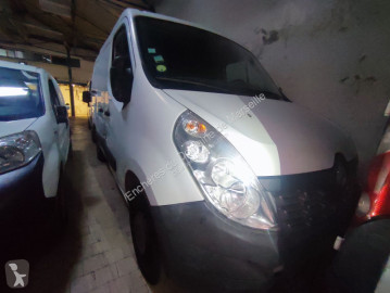 Renault mid-size van