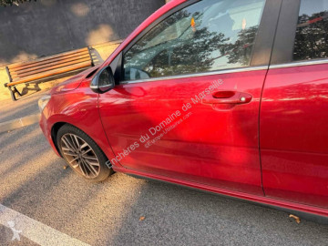 KIA Rio .
KIA Rio 1.0 101CV