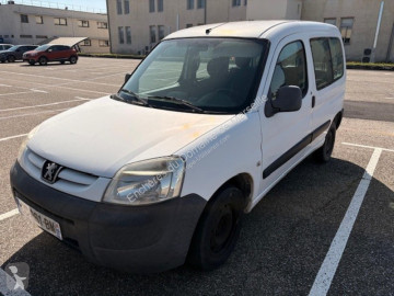 Peugeot van