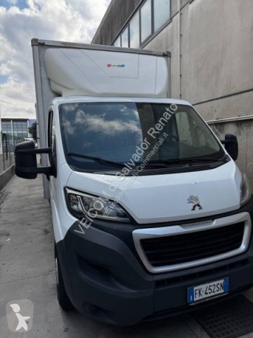 Peugeot large volume box van
