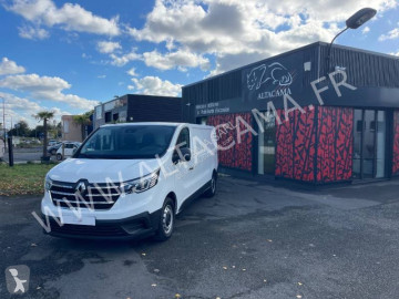 Renault mid-size van