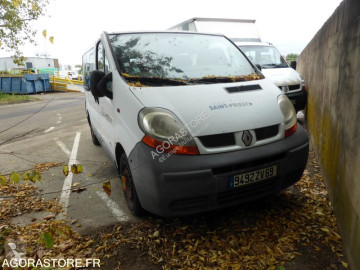 Renault van