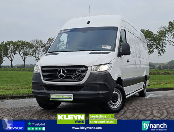 Mercedes cargo van