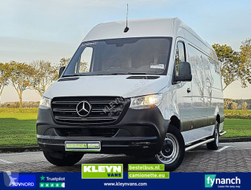 Mercedes cargo van