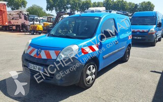 Renault van