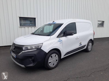 Nissan positive trailer body refrigerated van