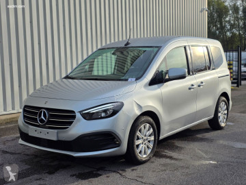 Mercedes van