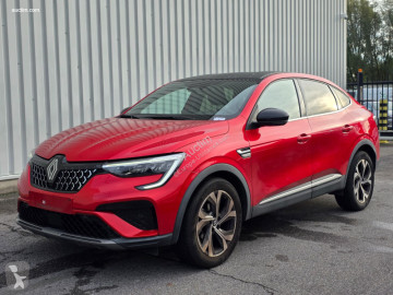 Renault 4X4 / SUV car