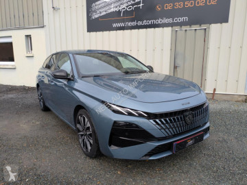 Peugeot estate car