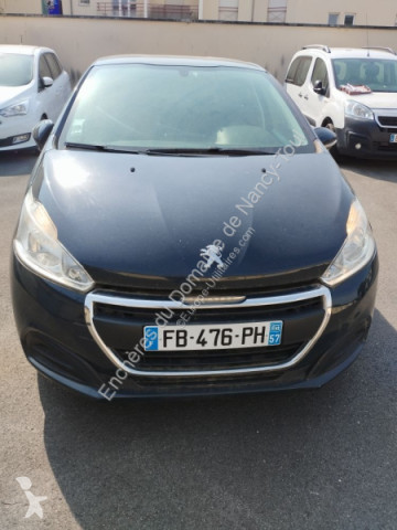 Peugeot208