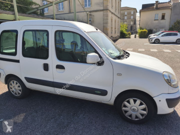 Renault van