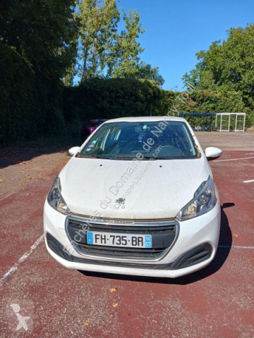 Peugeot208