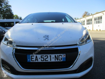 Peugeot208