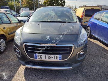 Peugeot 4X4 / SUV car