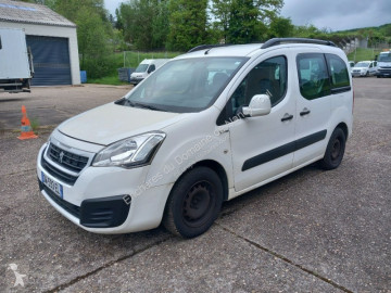 Peugeot van
