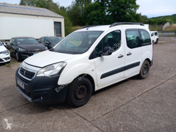 Peugeot van