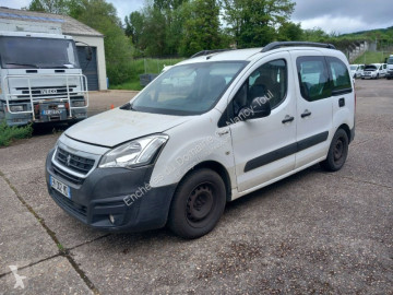 Peugeot van