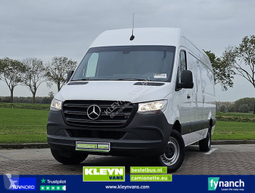 Mercedes cargo van