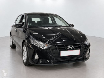 Hyundaii20