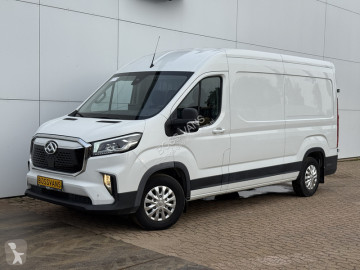 Maxus cargo van