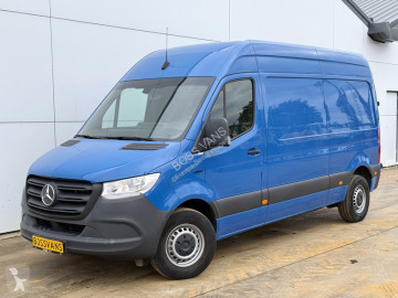 Mercedes cargo van