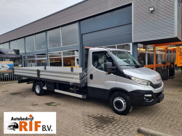 Caja abierta Iveco