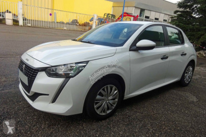 PeugeotE-208