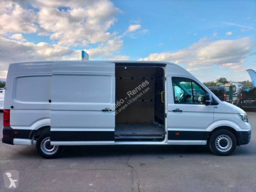 Krytý nákladní vůz se skříňovou karosérií dlouhý Volkswagen