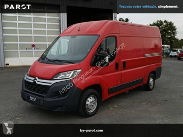 Krytý nákladní vůz se skříňovou karosérií dlouhý Citroën
