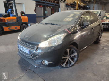 PeugeotE-208