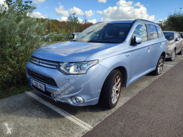 MitsubishiOutlander