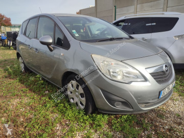 Coche Opel