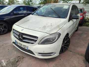 Mercedes200