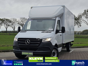 Mercedes Sprinter 316 Bakwagen | Laadklep | Automaat | 3zitplaatsen| MBUX | Multi-functioneel stuurwiel | Achteruitrij-camera | Airco |